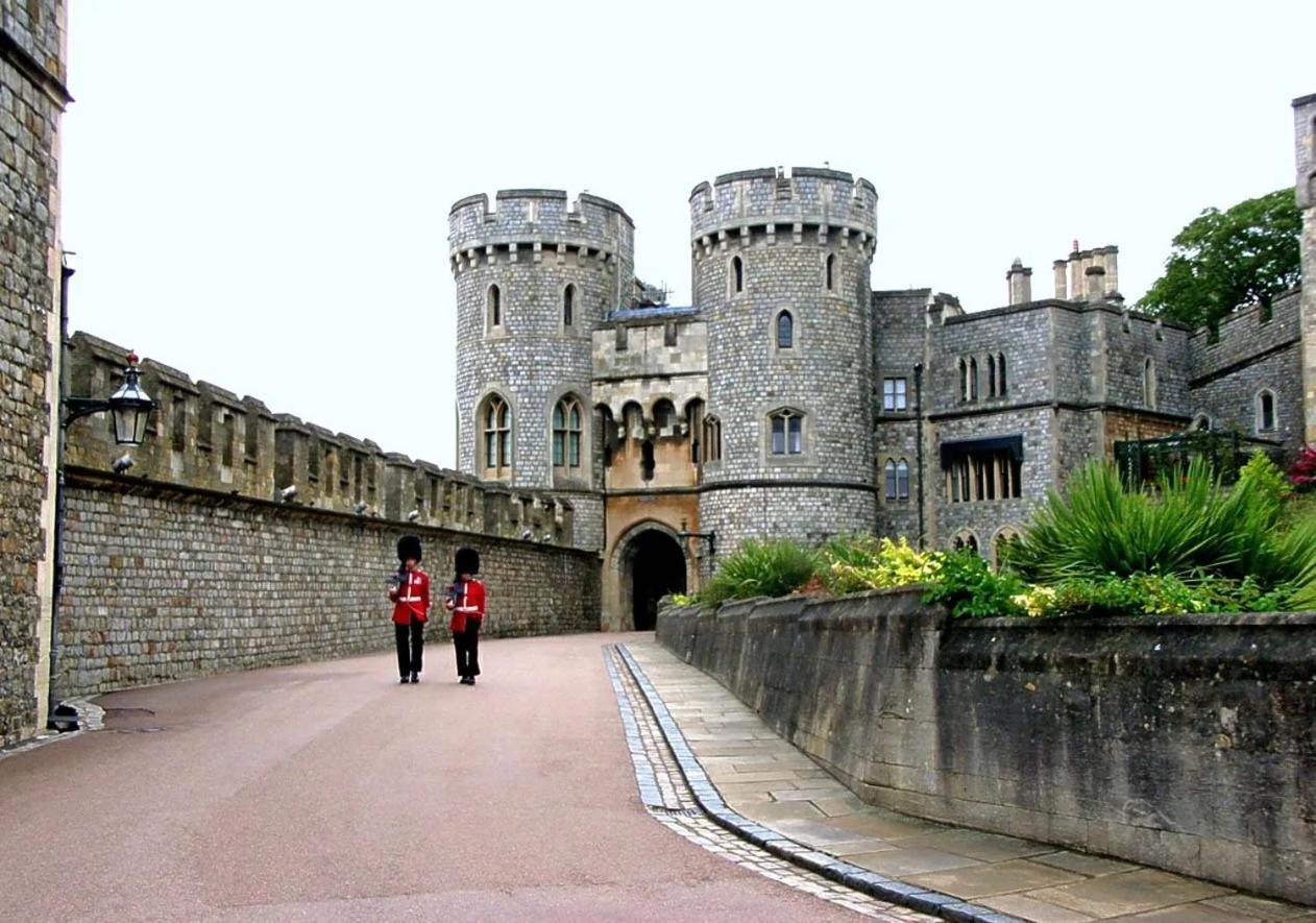 Palmer House Ground Floor With Garden Near Castle And Legoland Windsor Exterior foto